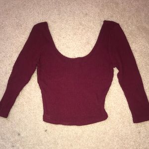 maroon crop top